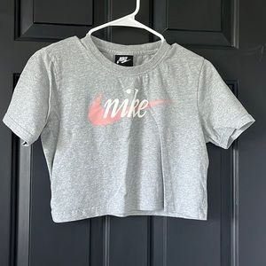 Nike crop